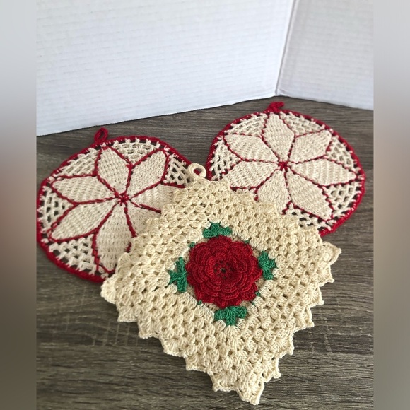 Vtg Handmade Crochet Pot Holders - Picture 2 of 9